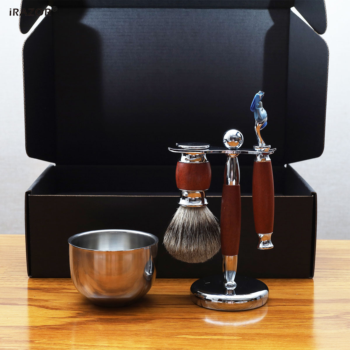 iRAZOR Set da Barba di Lusso d - Men'S Grooming Gift Box recensione e prezzo